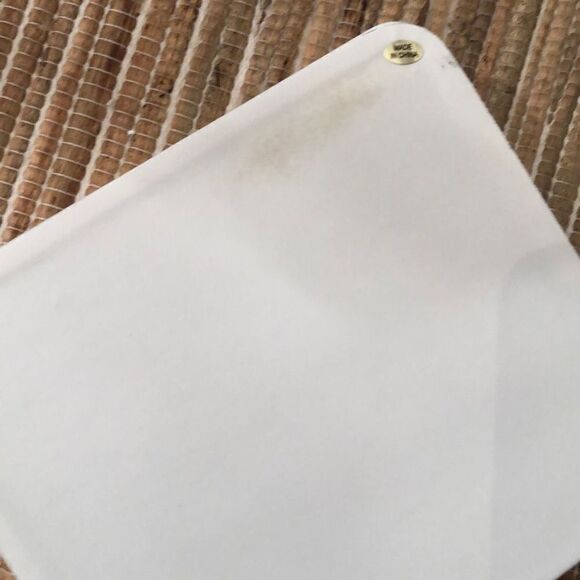 Bloomingdale's large leather rat necklace box white gold - Picture 3 of 5